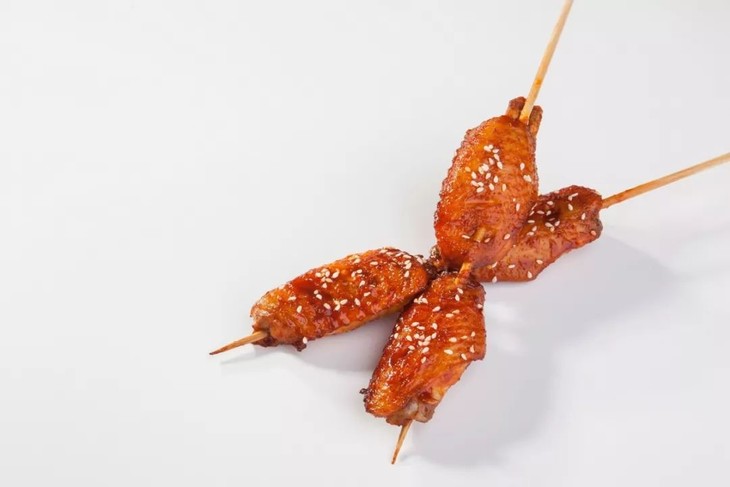 99元起秒杀经典炸鸡双人餐饮品2杯找到春日的真爱就从这一块香嫩多汁