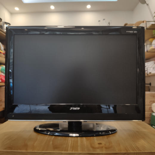 清华同方27英寸lcd液晶电视机