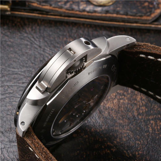 沛纳海 Panerai Luminor系列特别版手动机械男士腕表 PAM00368 商品图3