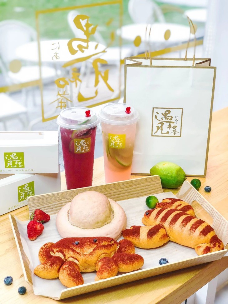 阳江鲜有的"一口茶,一口软欧包"新颖模式,依旧是人们趋之若鹜的缘由之