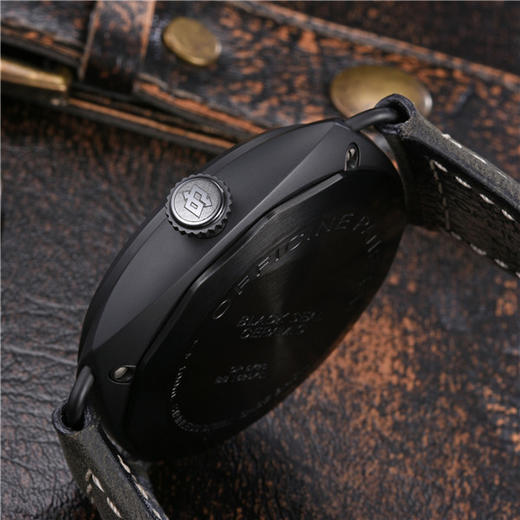 沛纳海 Panerai Radiomir系列 PAM00643 男表 商品图5