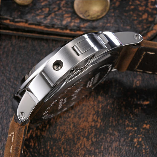 沛纳海 Panerai 庐米诺LUMINOR系列 PAM00590 手动机械腕表 商品图3