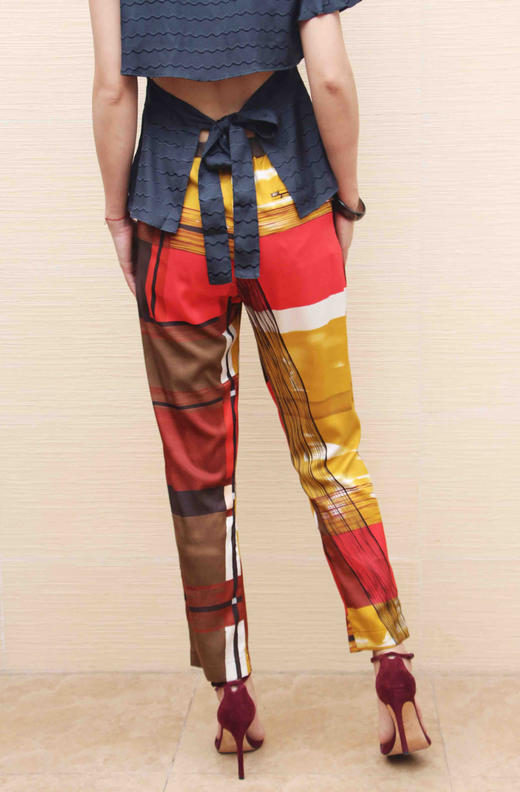 TYNVIE 抽象印花真丝休闲裤 商品图5