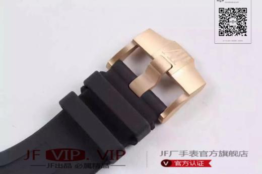 爱彼26406FR.OO.A002CA.01。  系列：皇家橡树离岸型  款式：原装开模cal.3126自动机械,44毫米,男士  材料：锻造碳纤维加包玫瑰金金表圈  振频：28800每小时振荡次数 商品图6