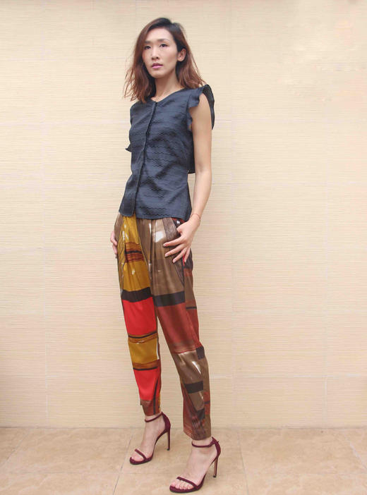 TYNVIE 抽象印花真丝休闲裤 商品图2