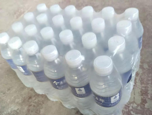 今麦郎饮用天然水550ml*24瓶 瓶装水 小瓶水矿泉水， 商品图0