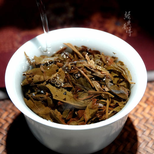 2006年玉韵雅月之荷 高端古树普洱生茶 石昆牧老师定制系列 商品图4