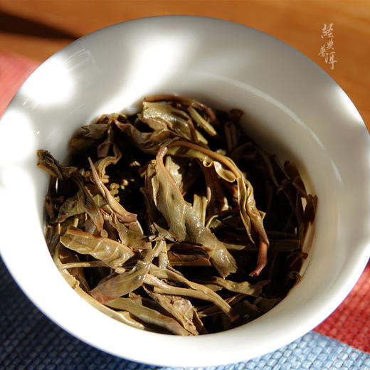 2013年善者 优质普洱生茶 天威德成出品系列 200克小饼 生态茶 商品图4