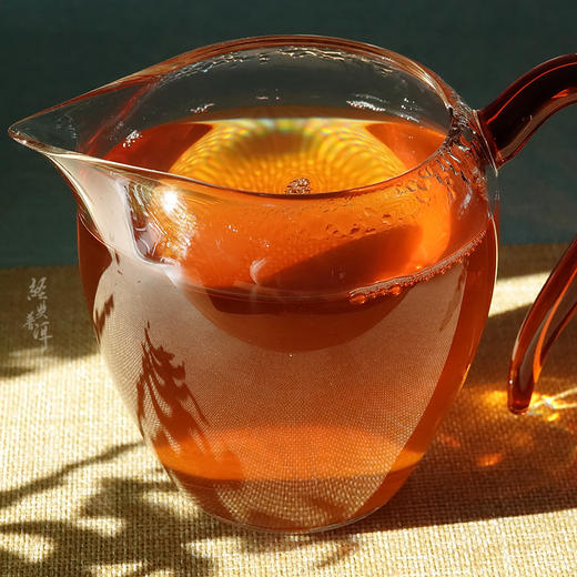 2006年鑫昀晟金饼 高端古树普洱生茶 石昆牧老师定制系列旗舰品牌 商品图3