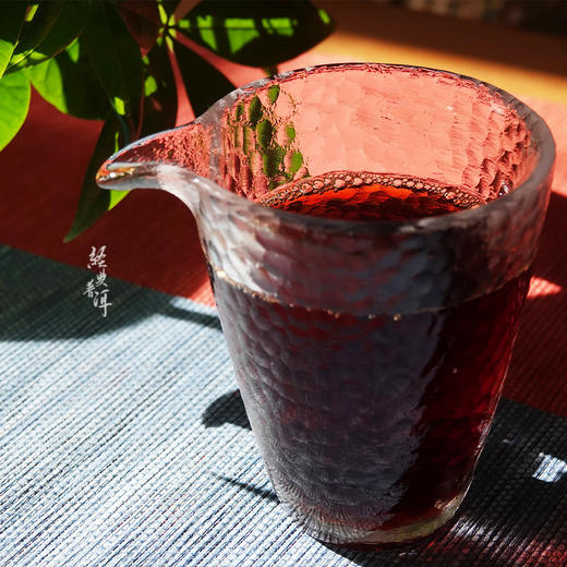 2015天授堂7562 精品熟茶 轻发酵 石昆牧老师定制系列 生态春茶 商品图3