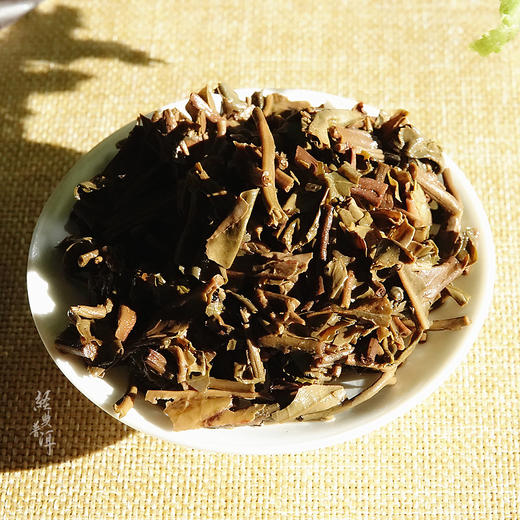 2010年玉韵雅月 高端古树普洱生茶 石昆牧老师定制系列 版纳茶区 商品图4