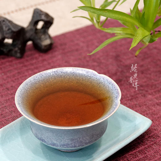 2006年木饼 高端古树普洱生茶 石昆牧老师定制系列 景迈茶区 商品图3