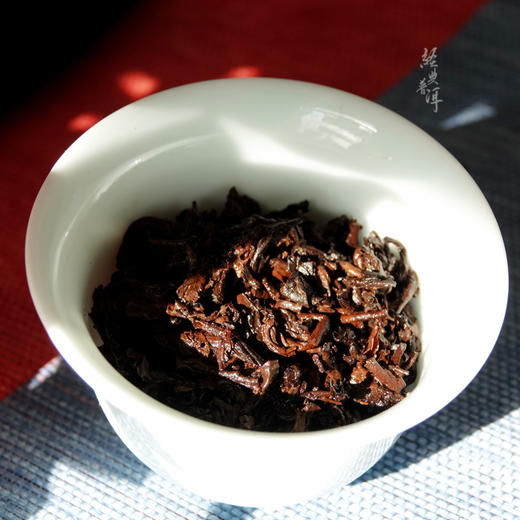 2015天授堂7562 精品熟茶 轻发酵 石昆牧老师定制系列 生态春茶 商品图4