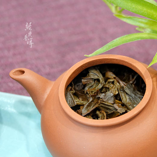 2006年木饼 高端古树普洱生茶 石昆牧老师定制系列 景迈茶区 商品图4