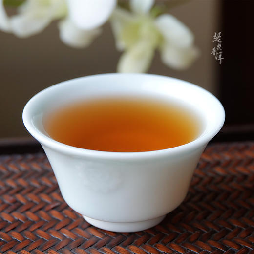 2016年莲心 精品古树普洱生茶 石昆牧老师定制系列 版纳茶区 商品图2