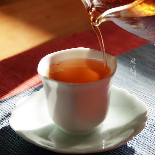 2013年善者 优质普洱生茶 天威德成出品系列 200克小饼 生态茶 商品图3