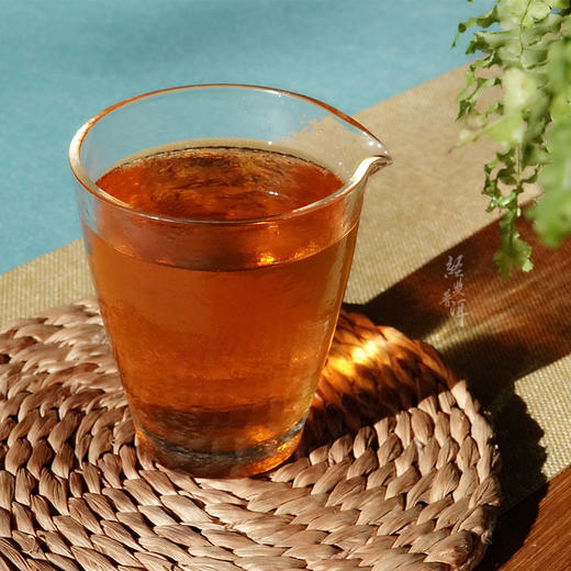 2008年雅月 高端古树普洱生茶 石昆牧老师定制系列 版纳茶区 商品图3