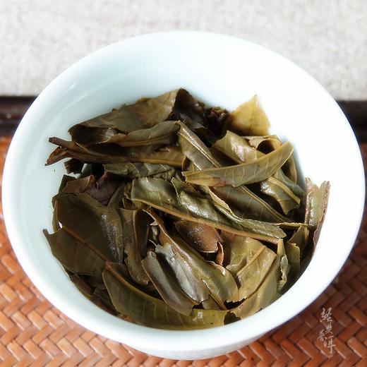 2015年经典普洱 高端古树普洱生茶 石昆牧老师定制系列 版纳茶区 商品图4