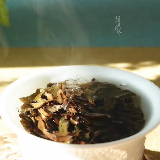 2006年鑫昀晟金饼 高端古树普洱生茶 石昆牧老师定制系列旗舰品牌 商品图4