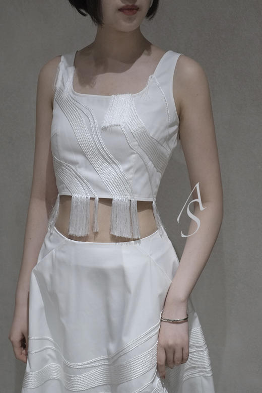 Xuzhi  奶白色流苏短背心 商品图0