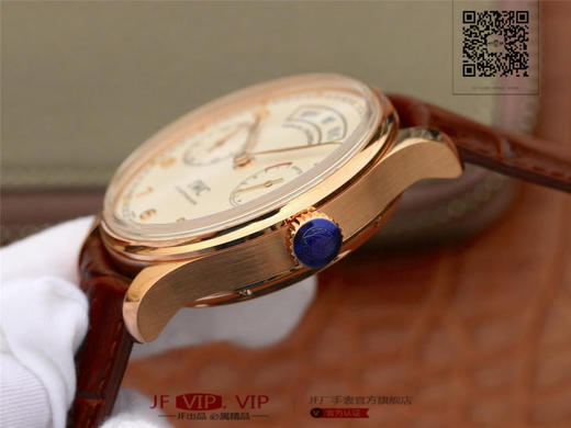 万国葡萄牙系列年历腕表IW503504，集时分针、日期、星期、月份和动显于一身。正所谓功能卓越，大器晚成，有请各路表友品鉴支持 商品图6