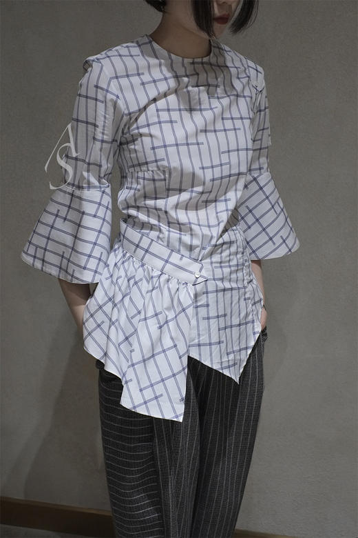 Palmer Harding  蓝色条纹喇叭袖波纹上装 商品图3