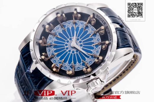 罗杰杜彼圆桌骑士型号:RDDBEX0511 表盘:彩色珐琅工艺表盘  表壳:316l精钢 电镀18k金 尺寸:45*15.7mm 商品图8