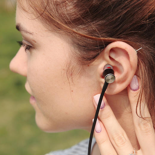 Feliztrip斐利斯 休闲半入耳式带麦克风耳机有线控K歌手机耳塞 TR-W110 商品图2