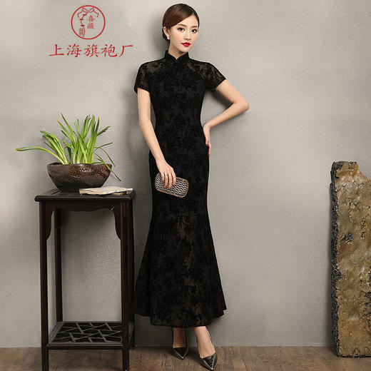 上海旗袍厂XGT-8096丝绒烧花鱼尾摆旗袍 商品图0
