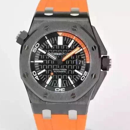 爱彼15707。原装锻造碳纤维+钛合金！实测高强度防水200米！进口9015改正品3120全自动机械机芯，男士，42mm直径腕表！ 商品图0