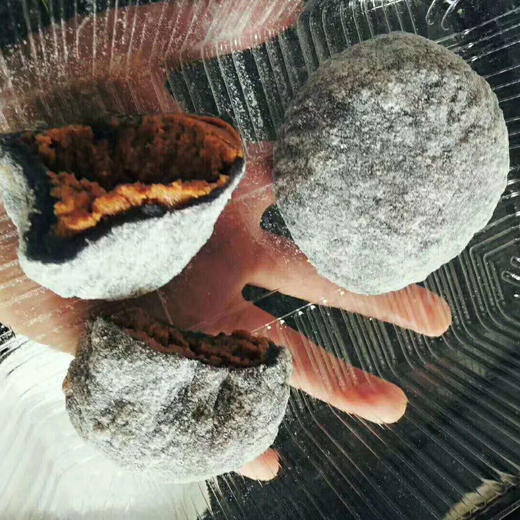 乌米团子江南一带地方民间风俗小吃原生态制作取乌饭树叶捣烂取其汁叶