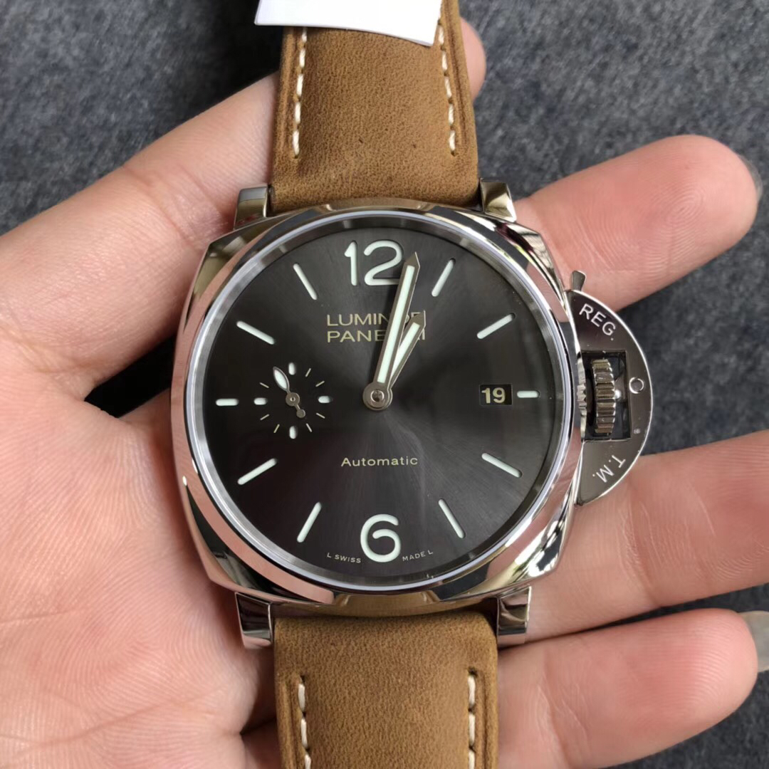 vs沛纳海pam904优雅典范腕表42mm一款适合亚洲手腕的腕表