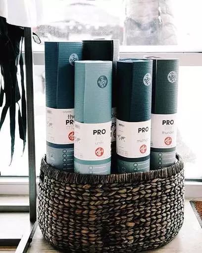 Manduka青蛙瑜伽垫彩光垫，超高的耐用性