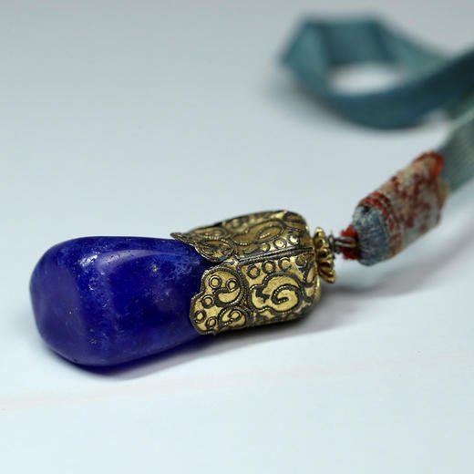 清代原装琉璃仿青金石朝珠坠角 商品图3