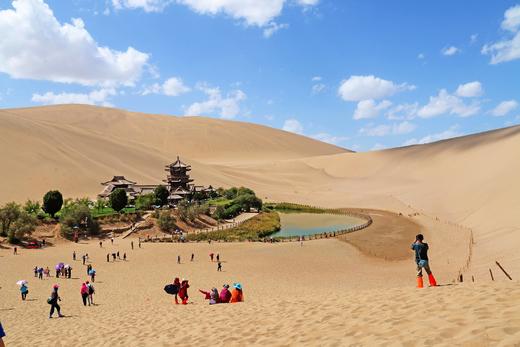 【最美甘肃5日】张掖丹霞+嘉峪关+敦煌莫高窟+鸣沙山月牙泉5日游 商品图5