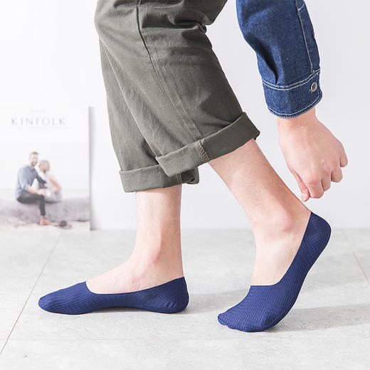 双脚触感冰凉「冰孔透气男士船袜」5000透气孔排汗去湿 黑科技冰丝面料 硅胶防滑设计 高弹零束缚 商品图6