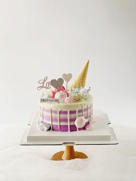 定制款蛋糕 - LOVE