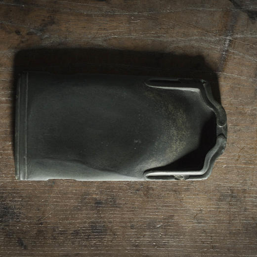 明代琴形鱼子歙砚