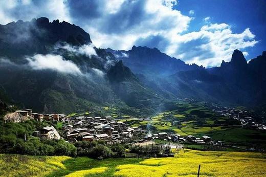 【甘南4日】拉卜楞寺+桑科草原+郎木寺+唐克+花湖+若尔盖+扎尕那4日游 商品图1