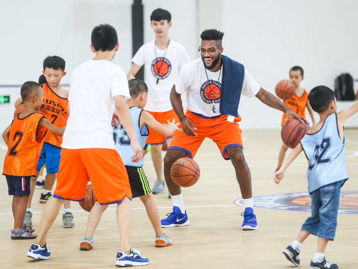篮球教育这一次,usba来到了济南均在usba进行过集中训练或学习深造