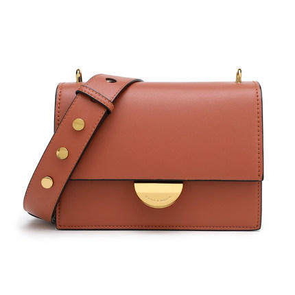 麦芭熊质感包女2019新时尚宽肩带斜挎包百搭简约单肩小方包