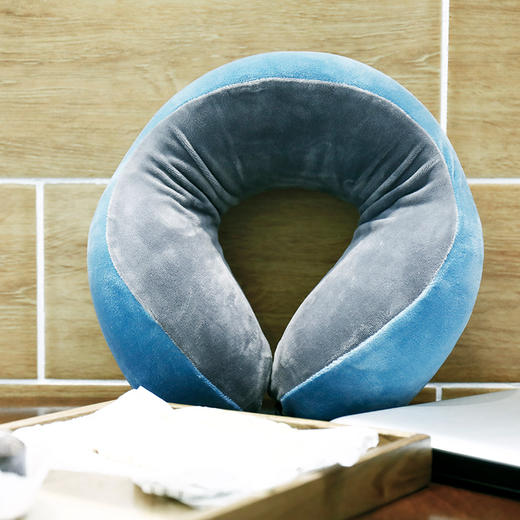 ODMALL 旅行家居U型枕 舒适多功能枕头 乳胶枕 商品图4