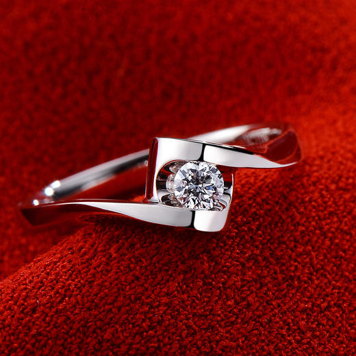 中国黄金心相印钻石戒指女款18k金镶嵌指环实口白金爱心形戒圈hzxa10