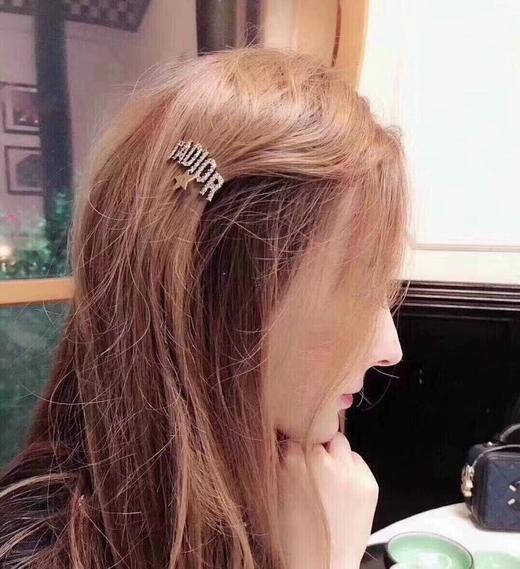 满满的少女感小可爱,jadior小星星镶钻发夹
