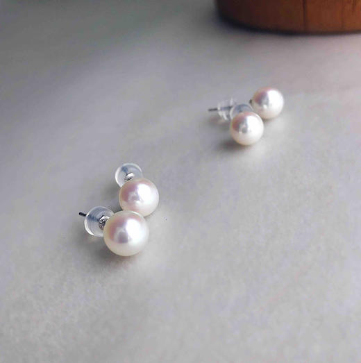 CLASSIC系列 18K镶Akoya珍珠耳钉 商品图6