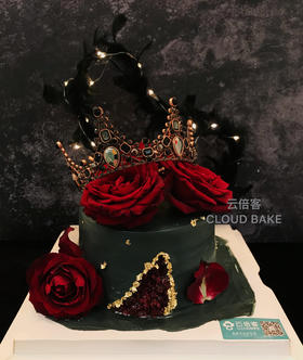 【暗夜女王】一款气场五米的蛋糕