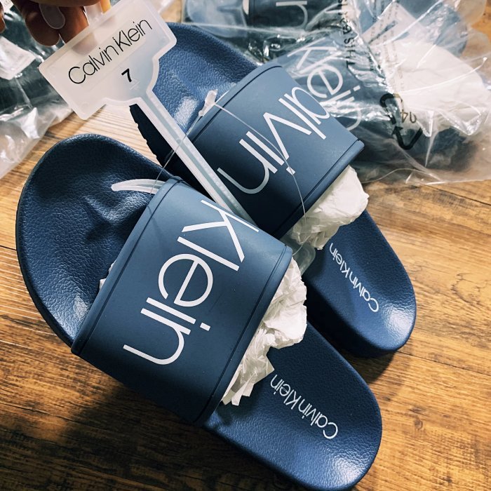 可验证calvin klein ck男士拖鞋休闲logo软底平跟凉拖!