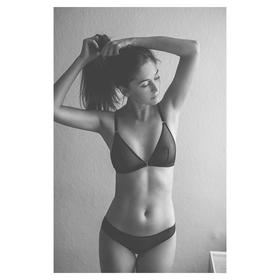 COUR | New York Lingerie SET [胸衣套装]