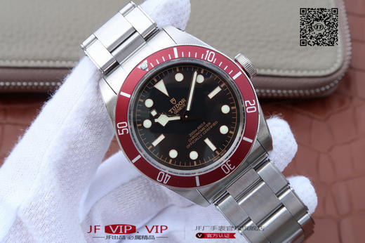 ZF帝舵启承系列m79230r-0001，原装开模，99％还原正品，41毫米直径，2836瑞士机械自动机芯，表壳材质：不锈钢，磨光，磨砂；单向旋转外圈 商品图2