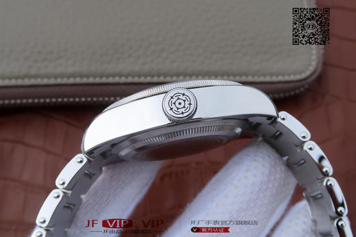 ZF帝舵启承系列m79230r-0001，原装开模，99％还原正品，41毫米直径，2836瑞士机械自动机芯，表壳材质：不锈钢，磨光，磨砂；单向旋转外圈 商品图5